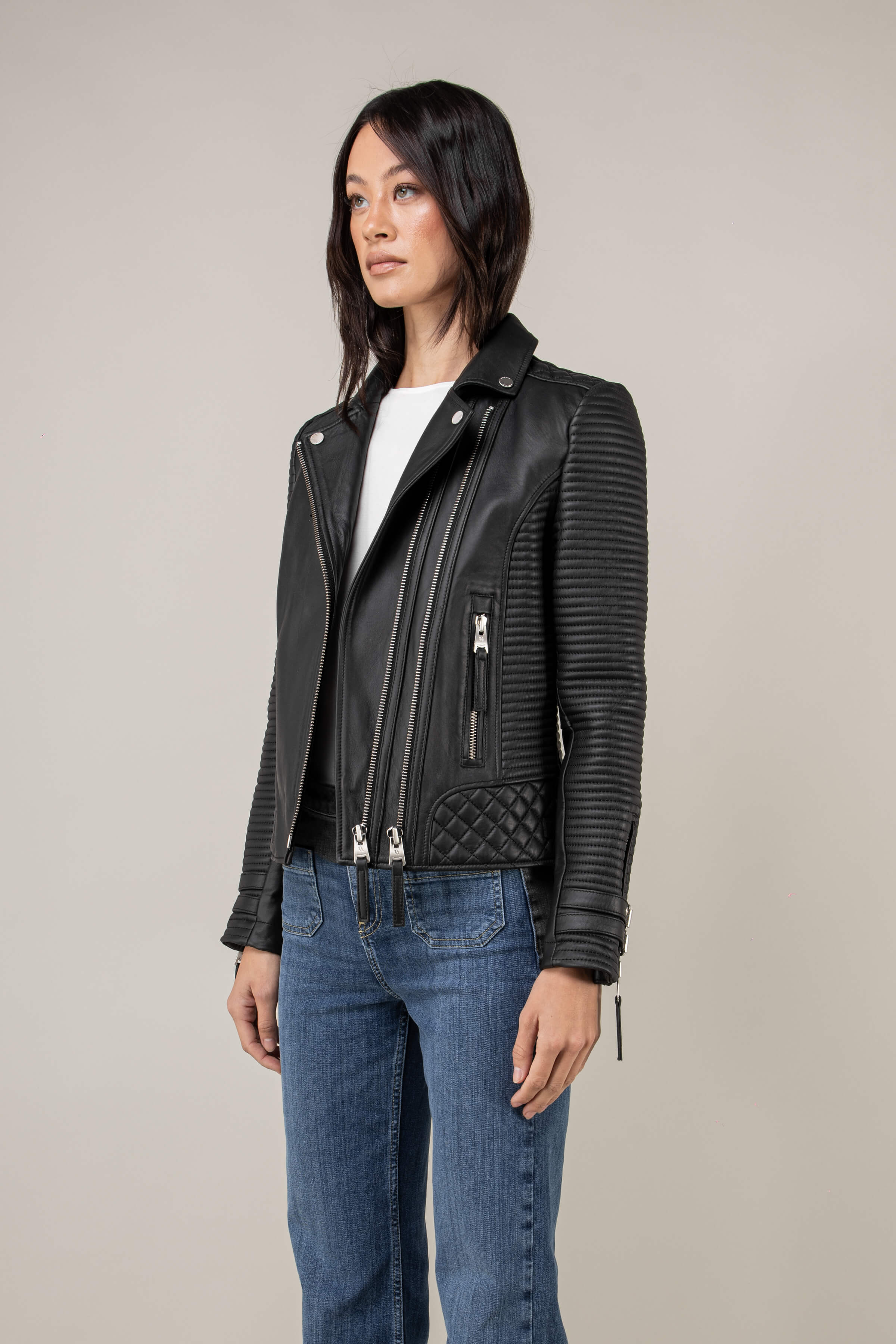 The Alexander 3.0 Silver Hardware (Woman)