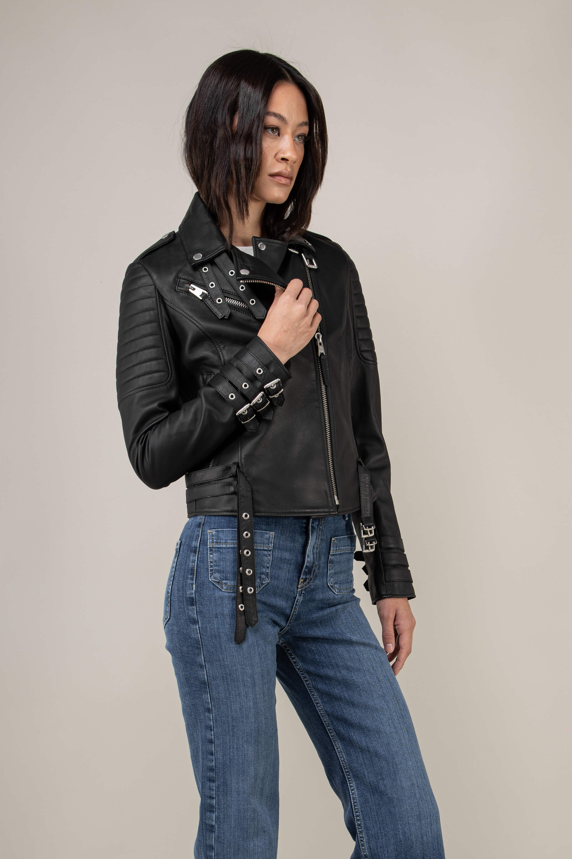 Jaws 3.0 Tall Brushed Silver Hardware