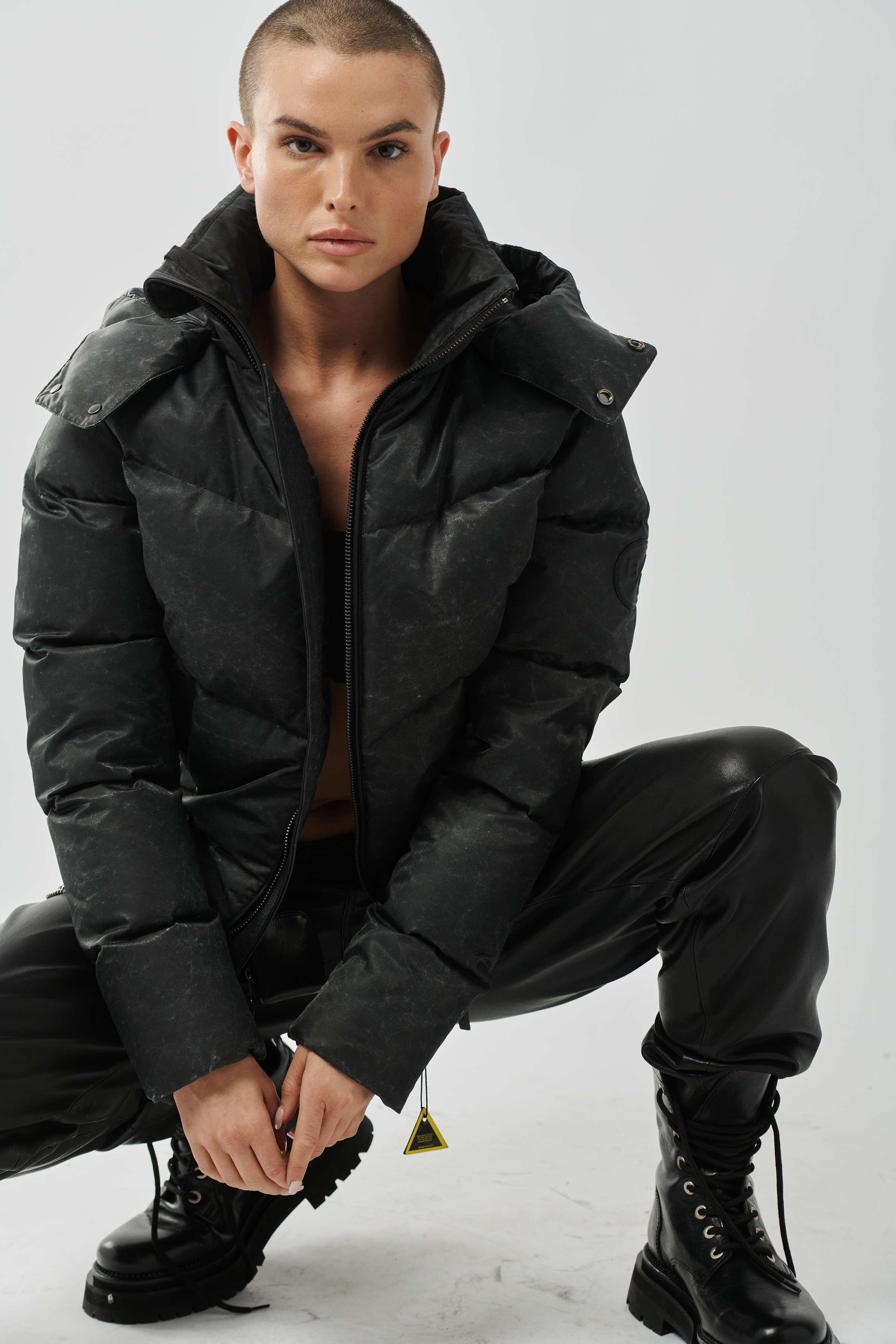 Nylon Down Puffer Jacket (Woman)