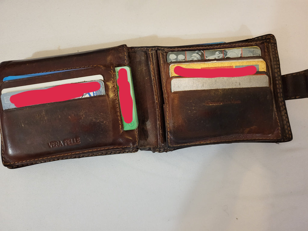 Custom Lampic Tia Leather Wallet