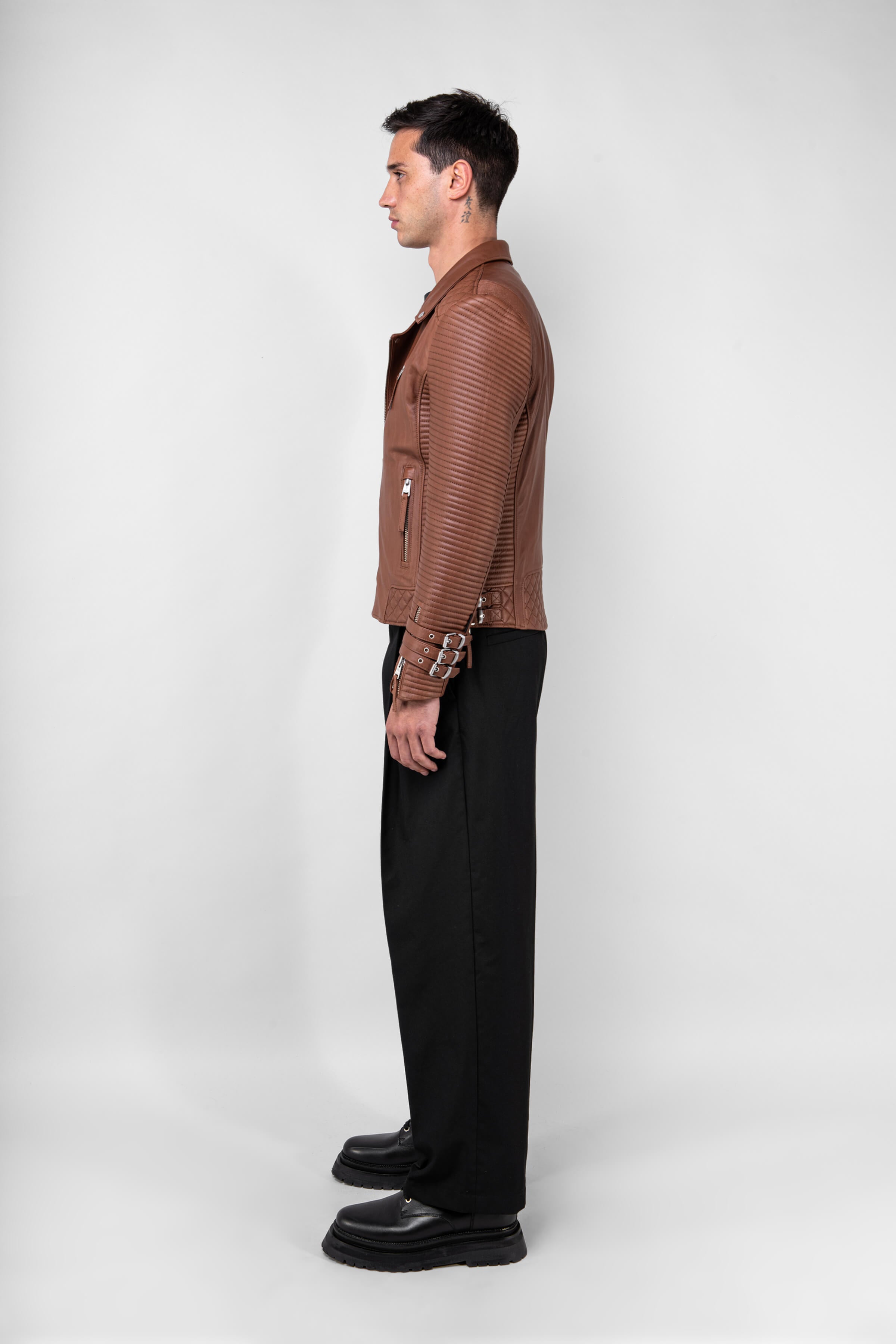 Alexander 3.0 Tall: Retro Brown Leather Jacket (Man)