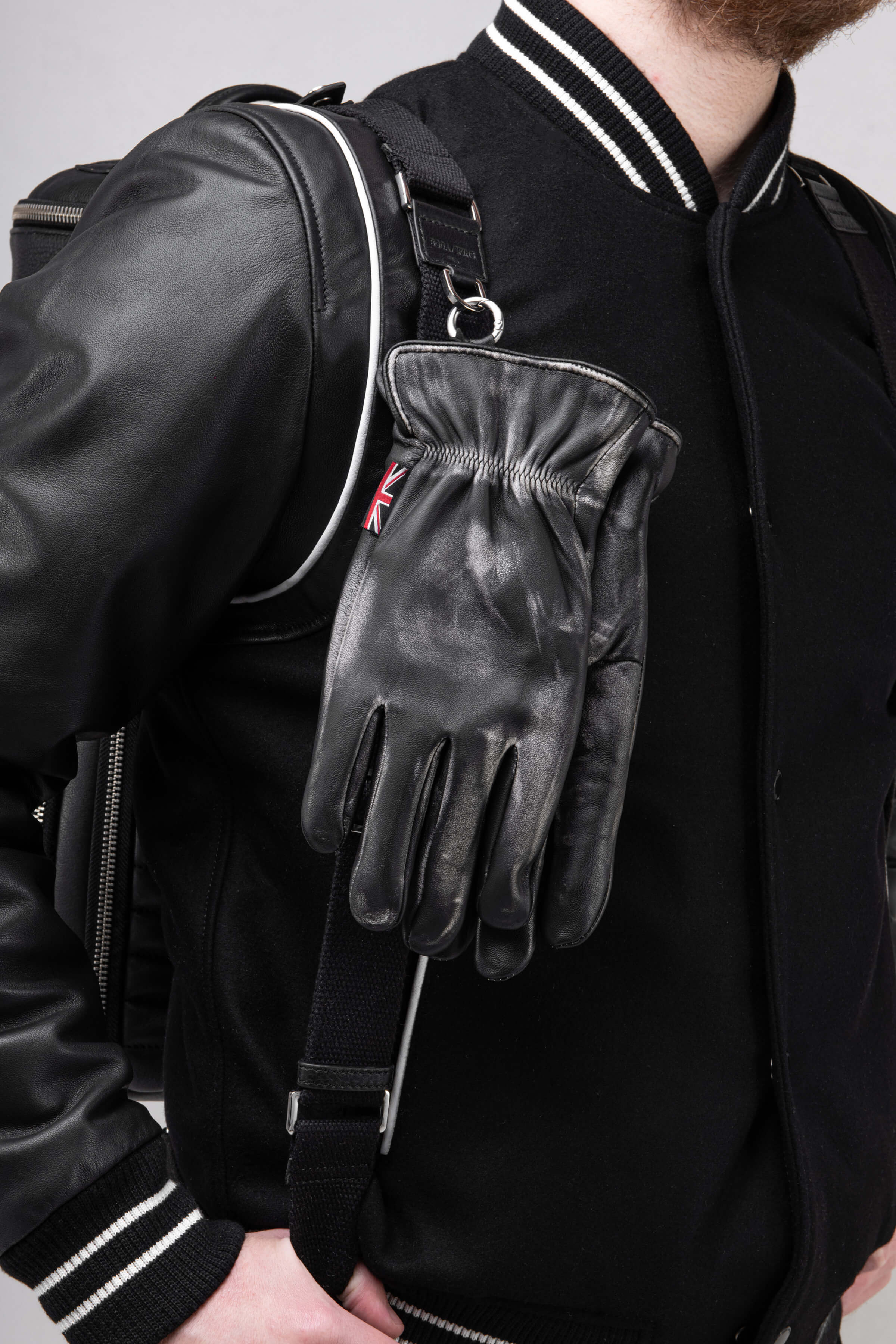 BODA Leather Gloves: Vintage Black (Man)