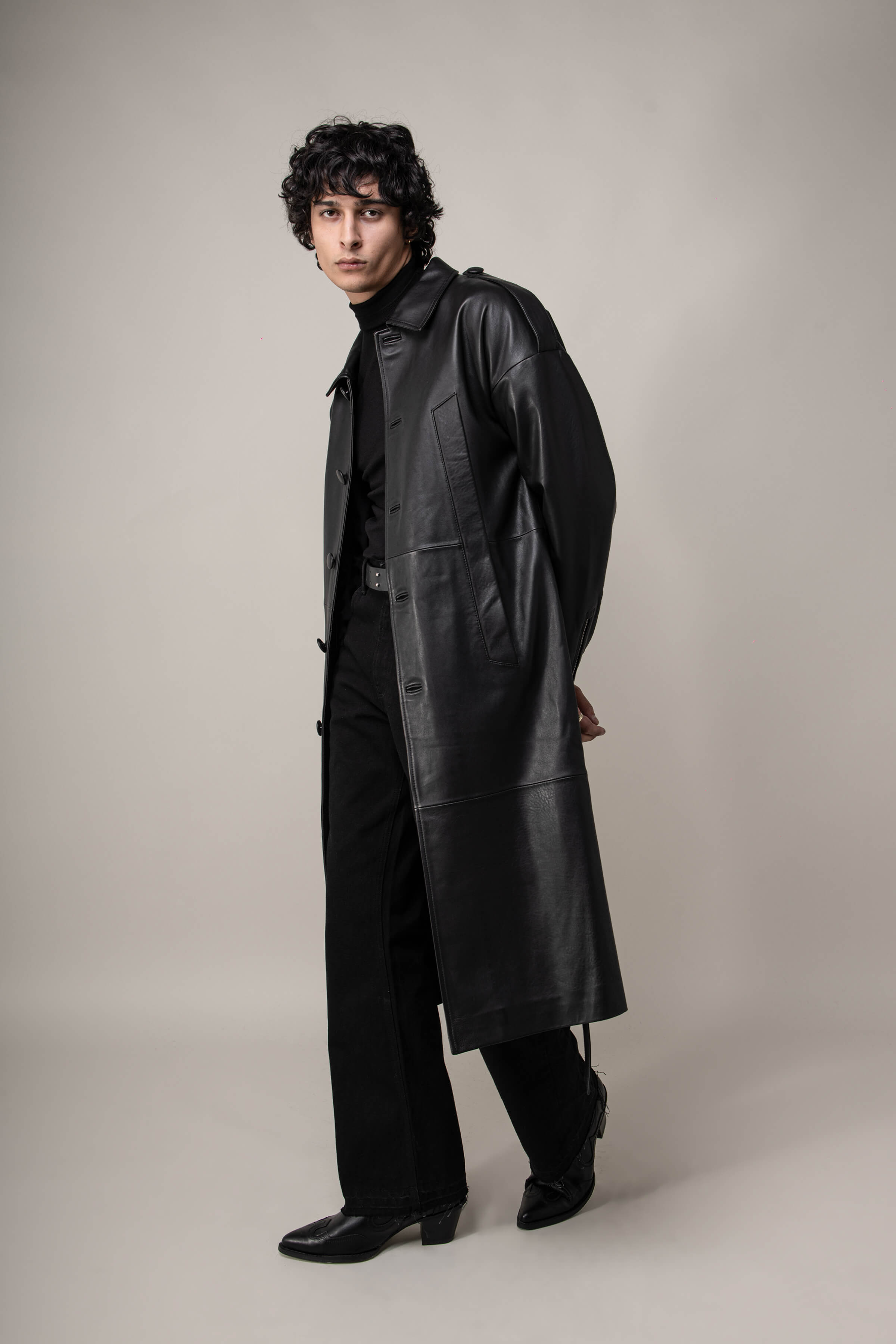 Drop Shoulder Leather Trench (Man)