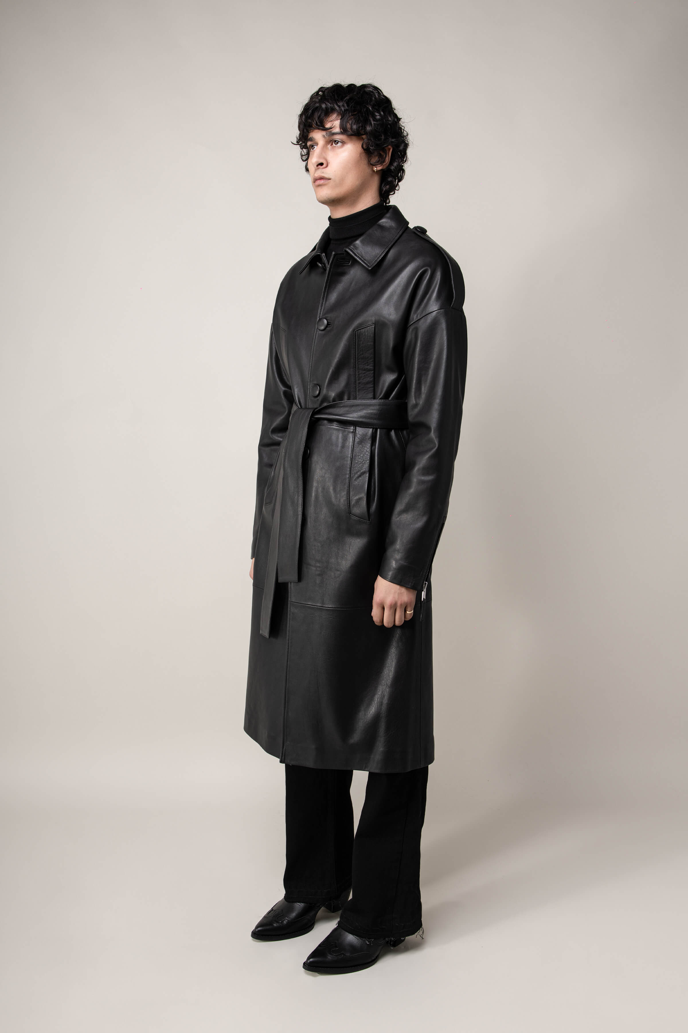 Drop Shoulder Leather Trench (Man)