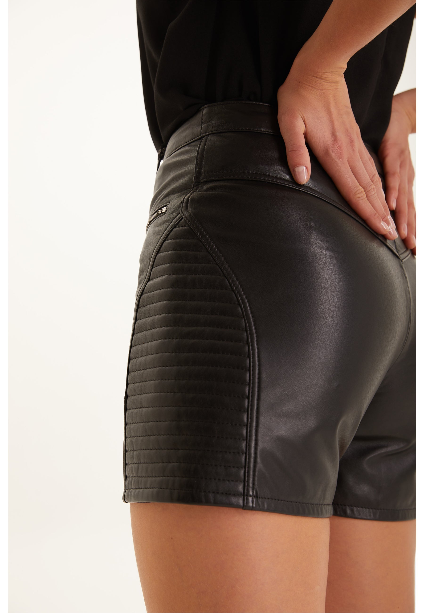 Women's Leather Fashion Short, Black