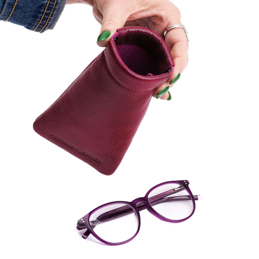 Squeeze Eyeglass Case